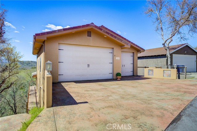 Detail Gallery Image 1 of 33 For 2501 Captains Walk, Bradley,  CA 93426 - 5 Beds | 4/2 Baths