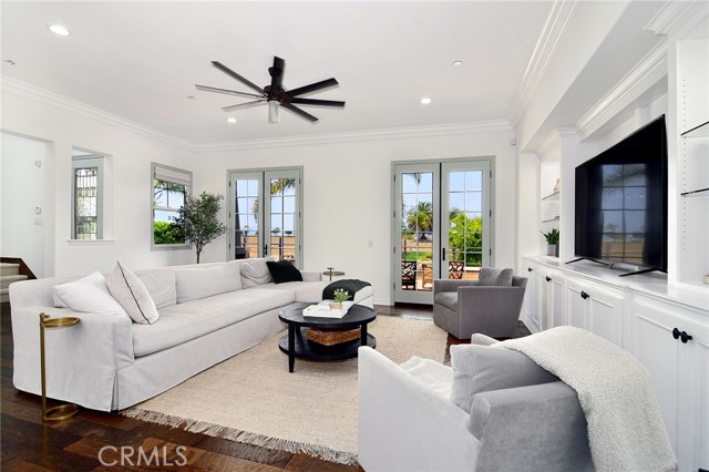 4011 Adriatic Street photo 2