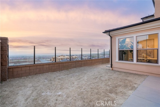 123 Oakstone, Irvine CA: https://media.crmls.org/medias/6bbe0f76-569c-4f41-a818-fbd4e819baab.jpg