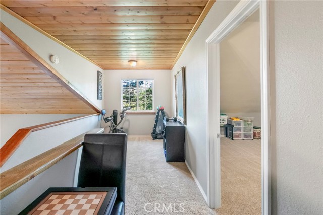 Detail Gallery Image 7 of 42 For 24622 Bernard, Crestline,  CA 92325 - 4 Beds | 3/1 Baths