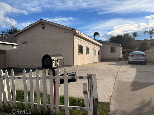 Detail Gallery Image 5 of 6 For 1240 E St, Corona,  CA 92882 - – Beds | – Baths