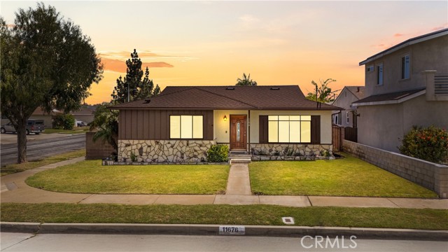 Detail Gallery Image 4 of 36 For 11676 Chesterton St, Norwalk,  CA 90650 - 3 Beds | 1 Baths