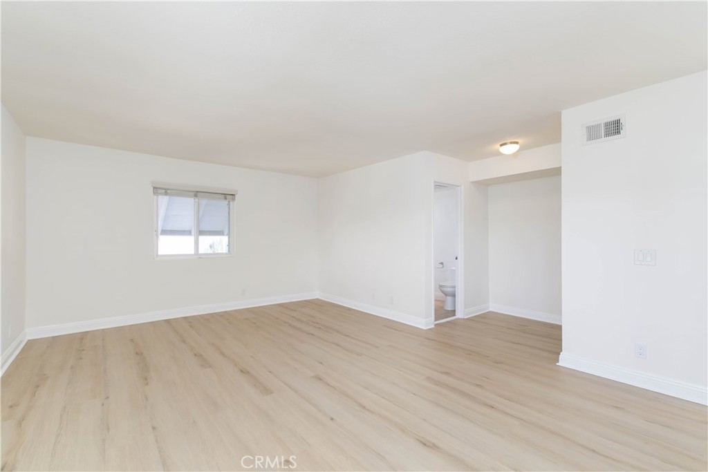 MLS #WS25267882 image #24