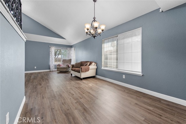 Detail Gallery Image 9 of 43 For 20599 Bloomfield, Riverside,  CA 92508 - 4 Beds | 3 Baths