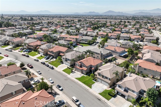 15363 Rochelle Street, Fontana, California 92336, 5 Bedrooms Bedrooms, ,2 BathroomsBathrooms,Single Family Residence,For Sale,Rochelle,IV24155425