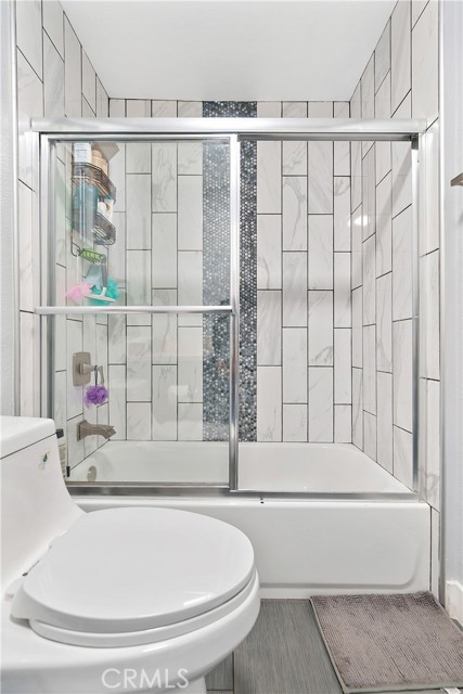 1301 E Pacific Coast, Wilmington CA: https://media.crmls.org/medias/6bc080a8-a101-4f28-93af-fe7115ad45b9.jpg