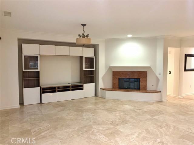Detail Gallery Image 7 of 20 For 44 Whitford, Irvine,  CA 92602 - 5 Beds | 4 Baths