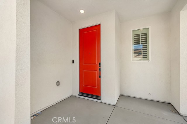 Detail Gallery Image 3 of 58 For 1626 Corte Medialuna, Chula Vista,  CA 91913 - 5 Beds | 4/1 Baths