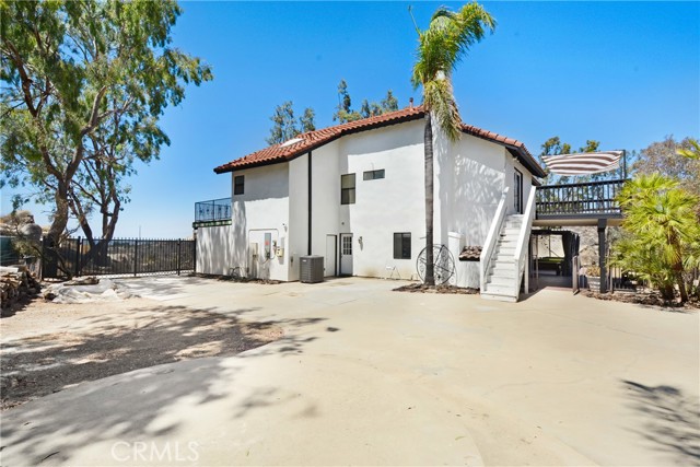 Detail Gallery Image 32 of 53 For 17295 Ridge Canyon Dr, Riverside,  CA 92506 - 4 Beds | 2/1 Baths