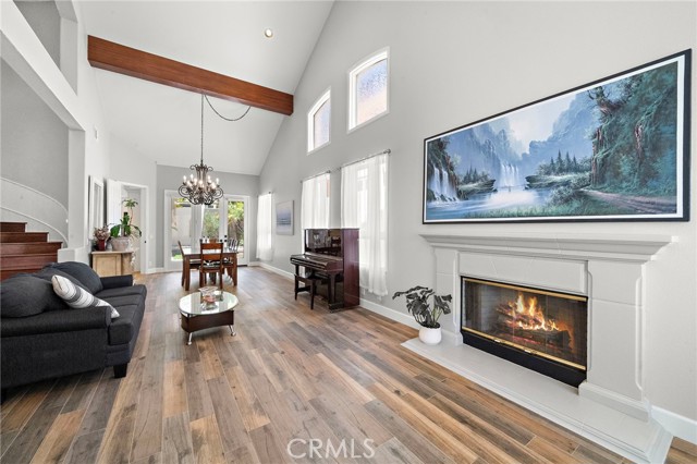 19025 Bayhill Lane, Huntington Beach CA: https://media.crmls.org/medias/6bc26987-d12c-4f34-b7bd-5822e4e446e3.jpg