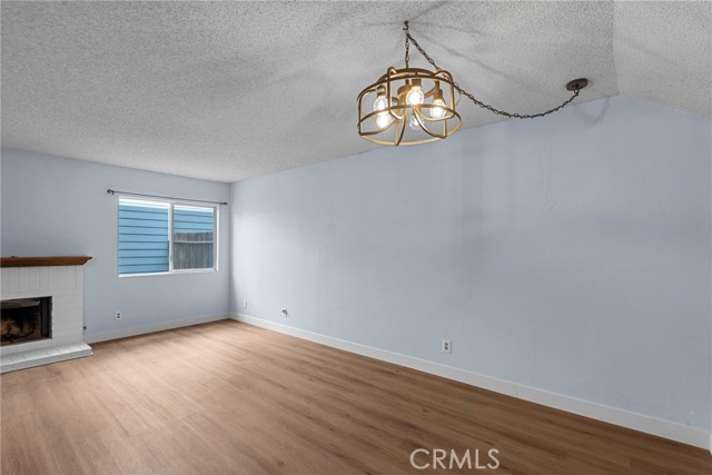 Detail Gallery Image 10 of 34 For 15735 Nordhoff St #36,  North Hills,  CA 91343 - 2 Beds | 2/1 Baths