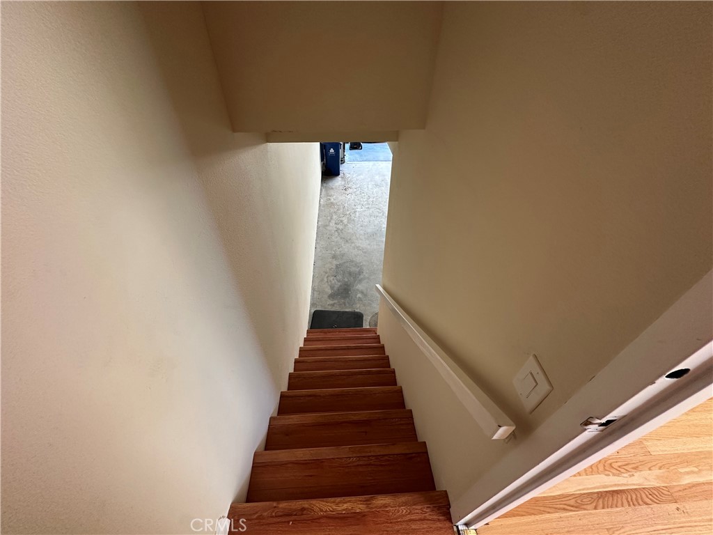 https://media.crmls.org/medias/6bc50433-0a5d-4ec4-8d5d-dad73e2cb732.jpg?preset=X-Large