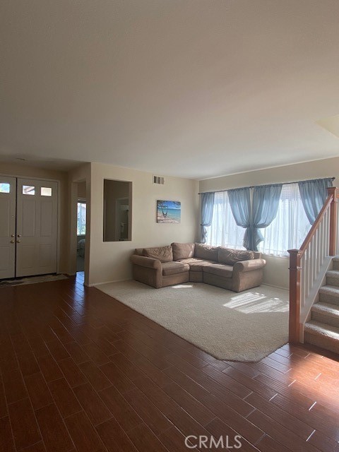 Detail Gallery Image 4 of 24 For 42621 Hussar Ct, Temecula,  CA 92592 - 5 Beds | 3 Baths