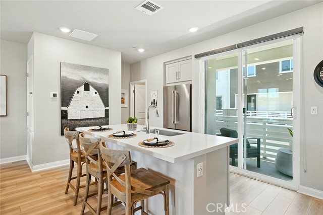 1425 W Sunrise Lane, San Pedro CA: https://media.crmls.org/medias/6bc5b904-59b1-4be7-aeb0-f7ed332c22e4.jpg