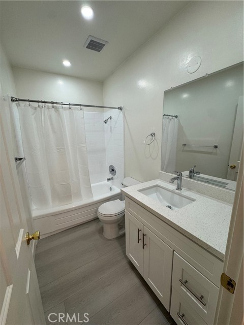 Detail Gallery Image 7 of 10 For 580 W Stocker St #8,  Glendale,  CA 91202 - 2 Beds | 1 Baths