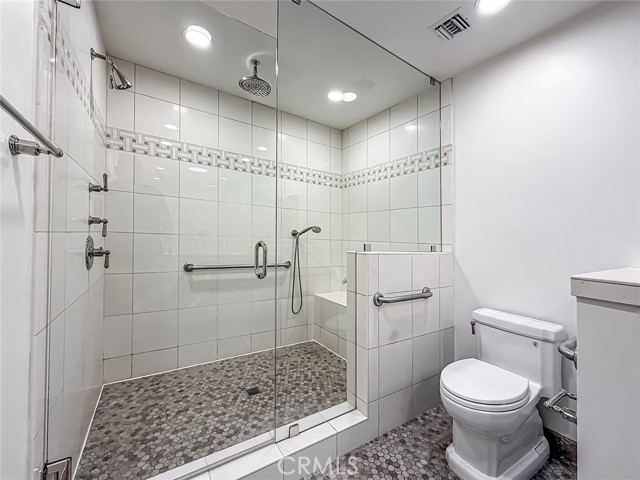 Detail Gallery Image 39 of 60 For 15452 Varden, Sherman Oaks,  CA 91403 - 4 Beds | 4 Baths