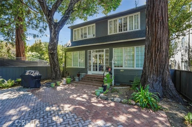 Detail Gallery Image 3 of 22 For 1124 Douglas, Burlingame,  CA 94010 - – Beds | – Baths