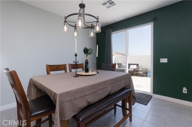 561 Yukon Rd, Rialto, CA 92377 photo 13