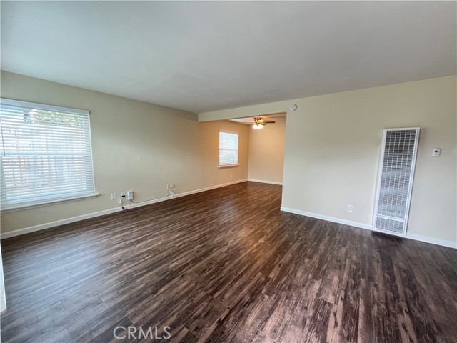 Detail Gallery Image 2 of 19 For 371 N Cleveland St, Orange,  CA 92866 - 2 Beds | 1 Baths