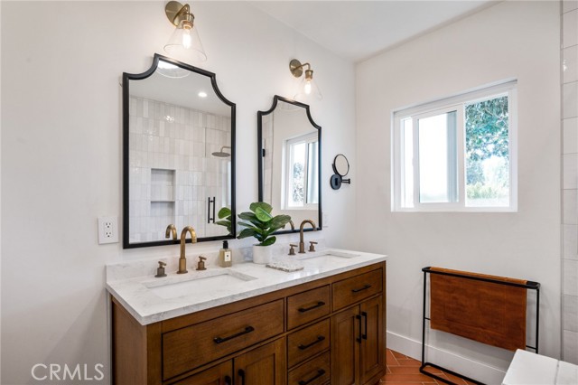 Detail Gallery Image 22 of 40 For 1924 S Averill Ave, San Pedro,  CA 90732 - 3 Beds | 1/1 Baths