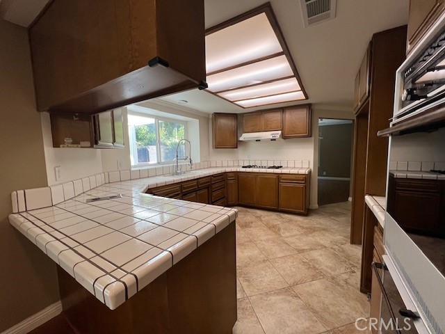 Detail Gallery Image 12 of 21 For 1035 English Oaks, Arcadia,  CA 91006 - 4 Beds | 3 Baths