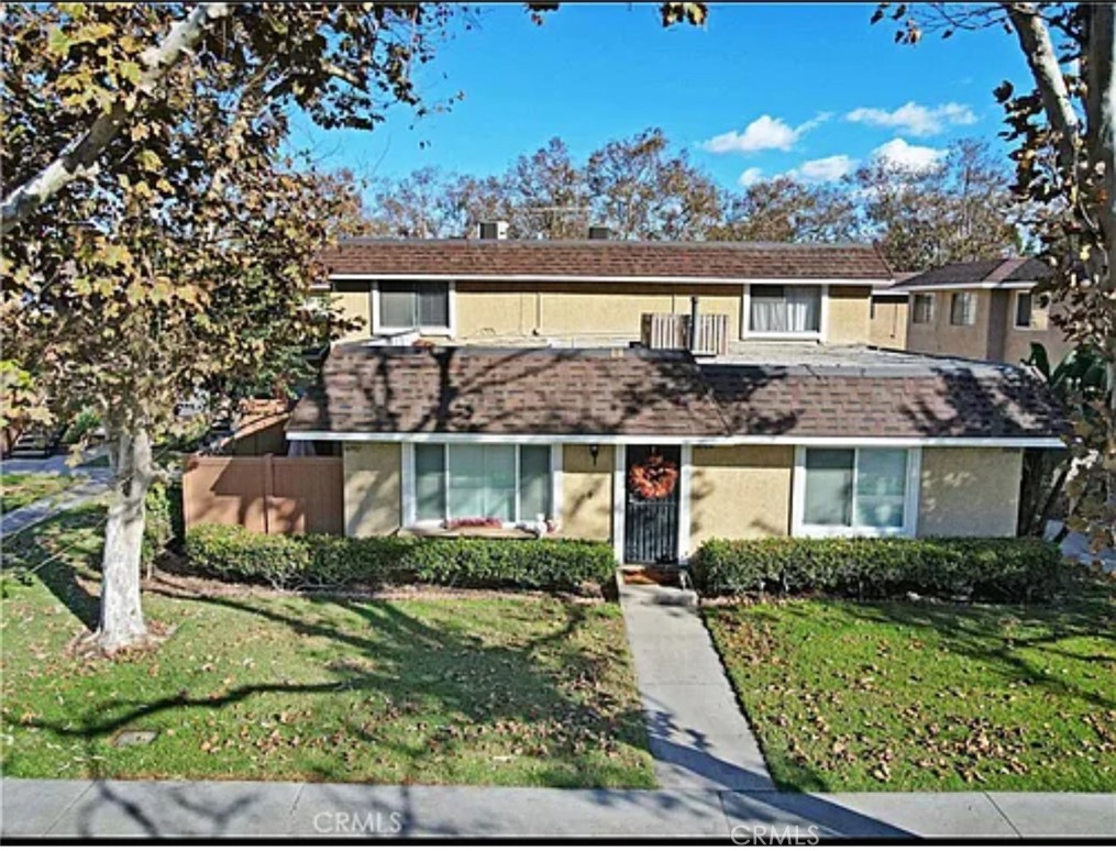 16902 Chaparral