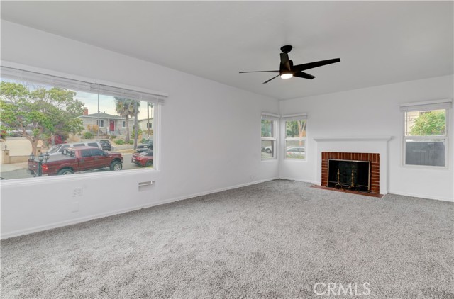 838 E 13th Street, National City CA: https://media.crmls.org/medias/6bcb322e-6186-4fd8-bb5d-4680390ffe4b.jpg