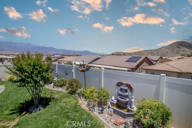 464 Whitney Peak, Beaumont CA: https://media.crmls.org/medias/6bcc4d76-af4e-4b06-a43f-036a96695b4d.jpg