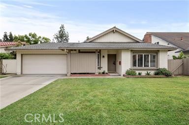 Detail Gallery Image 1 of 33 For 11242 Park St, Cerritos,  CA 90703 - 4 Beds | 2 Baths