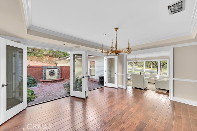 Detail Gallery Image 16 of 71 For 1962 Lower Lake Dr, North Tustin,  CA 92705 - 6 Beds | 7/1 Baths
