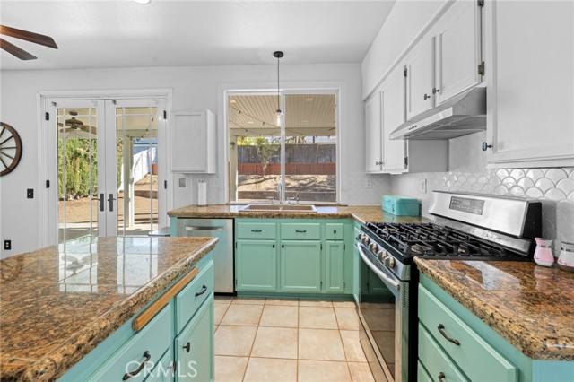 Detail Gallery Image 22 of 52 For 39708 Candy Apple Way, Murrieta,  CA 92562 - 4 Beds | 2/1 Baths