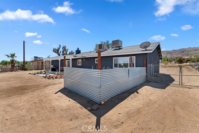 Detail Gallery Image 16 of 19 For 60390 Alta Mura Dr, Joshua Tree,  CA 92252 - 3 Beds | 2 Baths