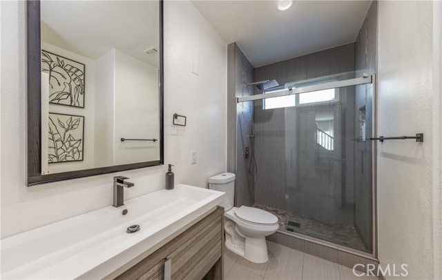 Detail Gallery Image 9 of 38 For 13020 Banning, Victorville,  CA 92392 - 5 Beds | 3/1 Baths