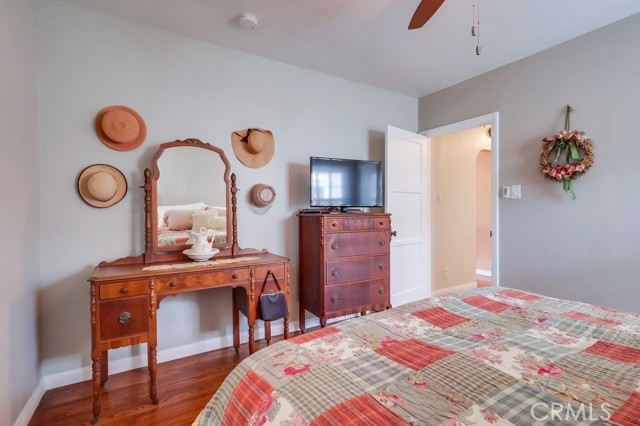 3952 Gaviota Avenue, Long Beach CA: https://media.crmls.org/medias/6bd1bcba-cb6a-489f-9209-fe543ef869d0.jpg