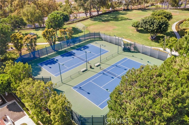164 Stanford Court, Irvine CA: https://media.crmls.org/medias/6bd20434-44c9-46e5-b60b-b009a33213e6.jpg