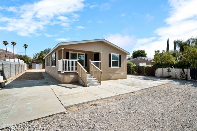 Detail Gallery Image 1 of 1 For 33076 Taylor St, Winchester,  CA 92596 - 3 Beds | 2 Baths