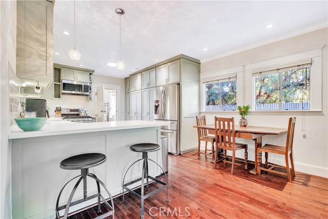 Detail Gallery Image 16 of 63 For 4562 Lomita, Los Angeles,  CA 90019 - 3 Beds | 2 Baths