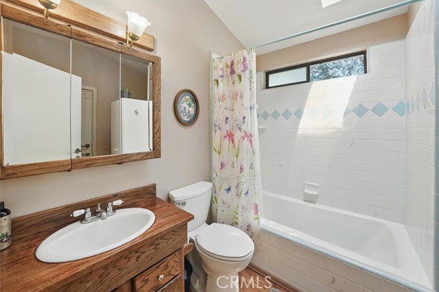 2229 Birchwood Way, Pine Mountain Club CA: https://media.crmls.org/medias/6bd39bf5-81b8-48dd-8483-29141aa6de0a.jpg