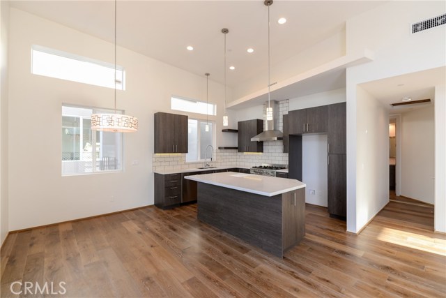 2518 Nelson Avenue, Redondo Beach, California 90278, 4 Bedrooms Bedrooms, ,3 BathroomsBathrooms,Residential,Sold,Nelson,PV17029854