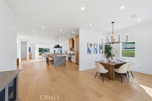 Detail Gallery Image 5 of 29 For 5110 Orange, Los Angeles,  CA 90008 - 4 Beds | 3/1 Baths