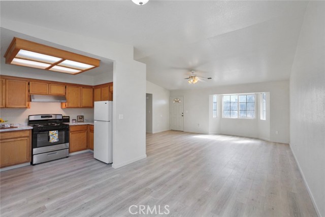 Detail Gallery Image 8 of 26 For 557 Monique St, Merced,  CA 95341 - 4 Beds | 2 Baths