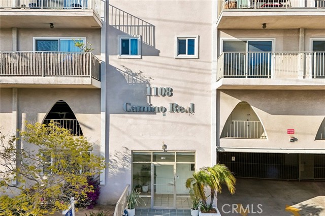1108 Camino Real, Redondo Beach, California 90277, 3 Bedrooms Bedrooms, ,1 BathroomBathrooms,Residential,For Sale,Camino Real,SB26060949