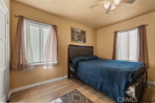 Detail Gallery Image 17 of 41 For 664 E Barry Dr, Long Beach,  CA 90805 - 3 Beds | 2 Baths