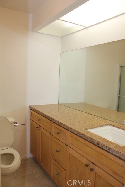 Detail Gallery Image 11 of 12 For 7304 Corbin Ave #F,  Reseda,  CA 91335 - 1 Beds | 1 Baths