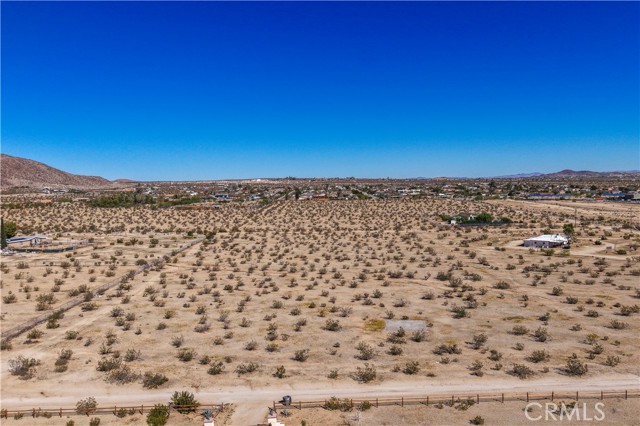 Detail Gallery Image 8 of 18 For 61830 Highland Dr, Joshua Tree,  CA 92252 - – Beds | – Baths