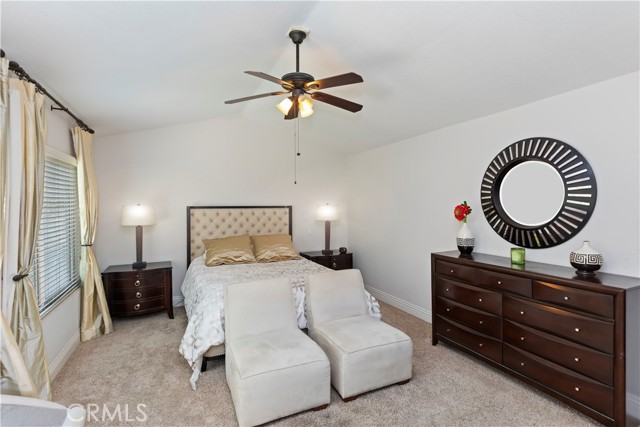 17015 Knollbrook Place, Riverside CA: https://media.crmls.org/medias/6bd642ae-3dfa-4bec-80a3-0aa3a43c8f1c.jpg