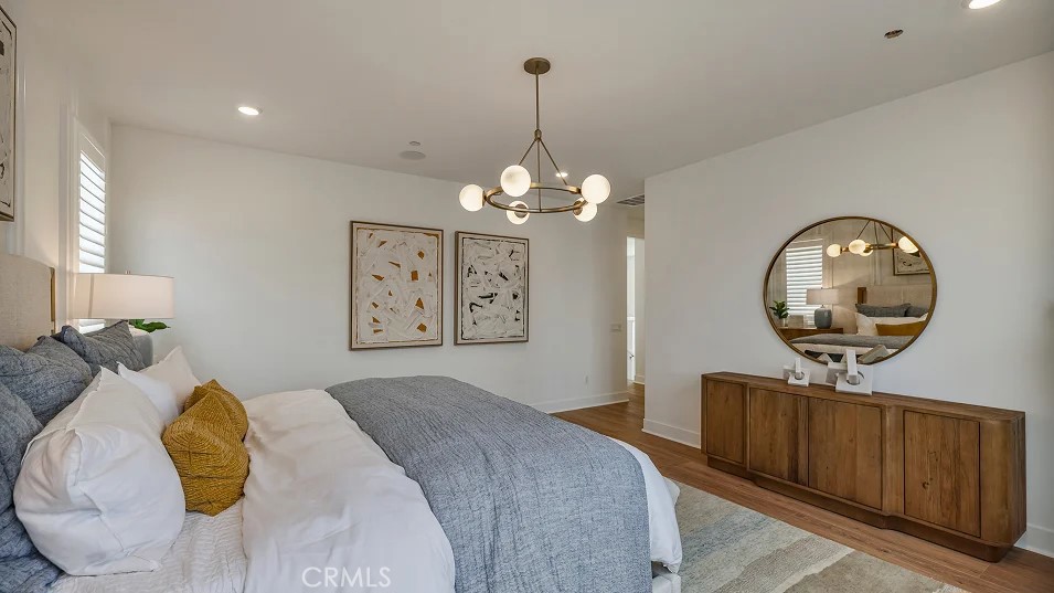 MLS #OC25222995 image #8