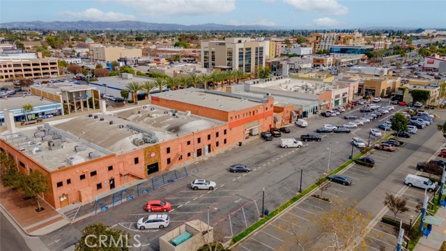 Image 14 of 58 For 8206 Firestone Boulevard