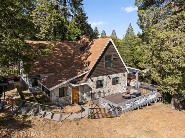 Detail Gallery Image 1 of 48 For 325 Jobs Peak Rd, Cedarpines Park,  CA 92322 - 4 Beds | 2 Baths