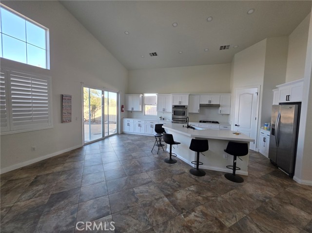 Detail Gallery Image 7 of 15 For 51 Volta Del Tintori St, Lake Elsinore,  CA 92532 - 4 Beds | 3 Baths